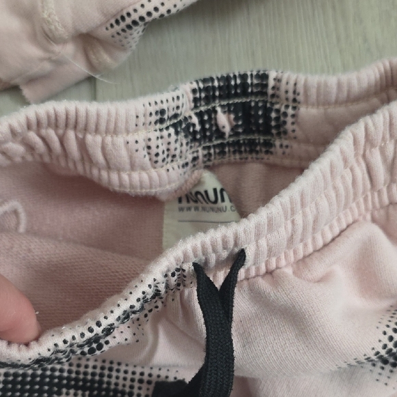 nununu Pink and Black Kids Matching Set - Picture 3 of 4